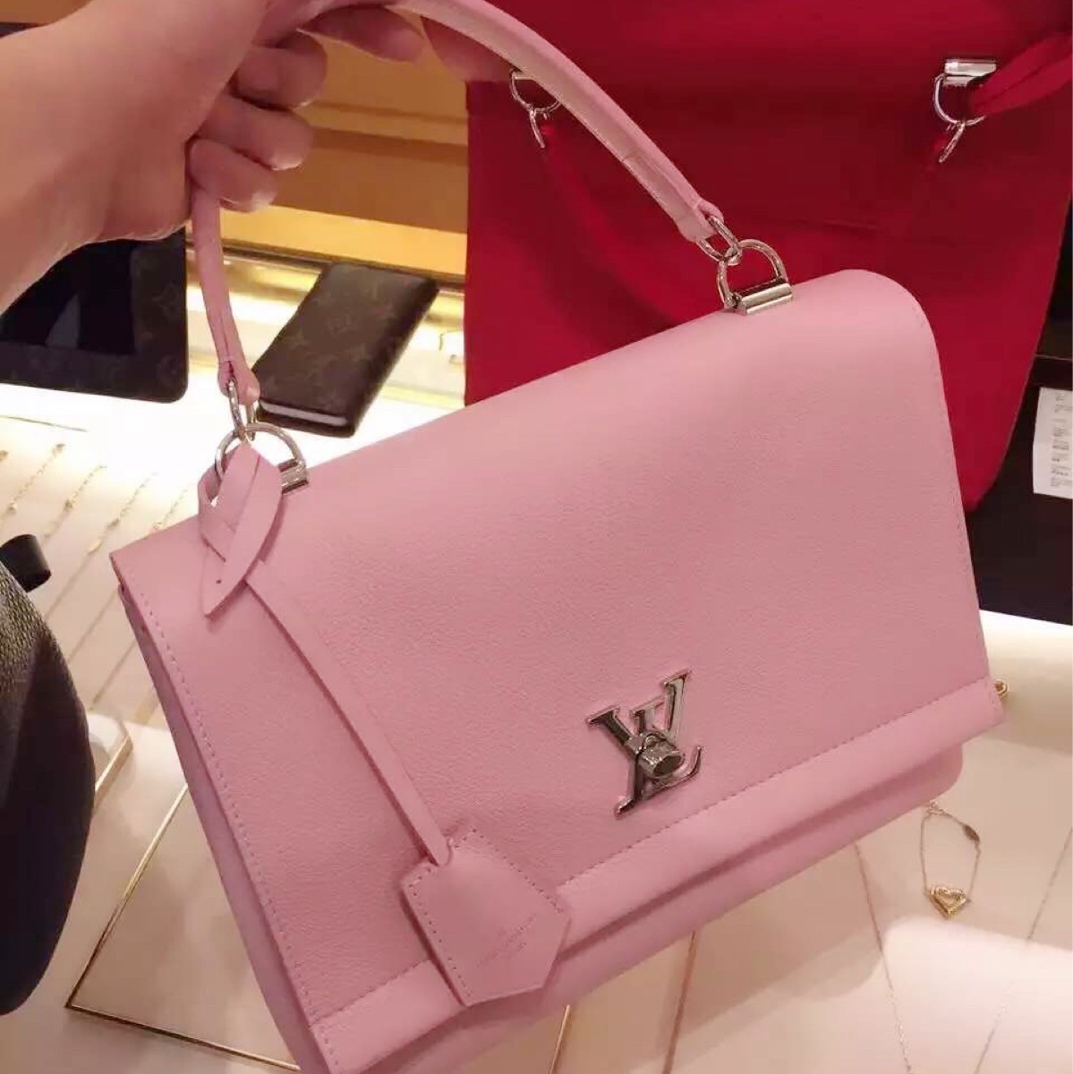 Louis Vuitton Lockme II Bag M50505 Rose Ballerine